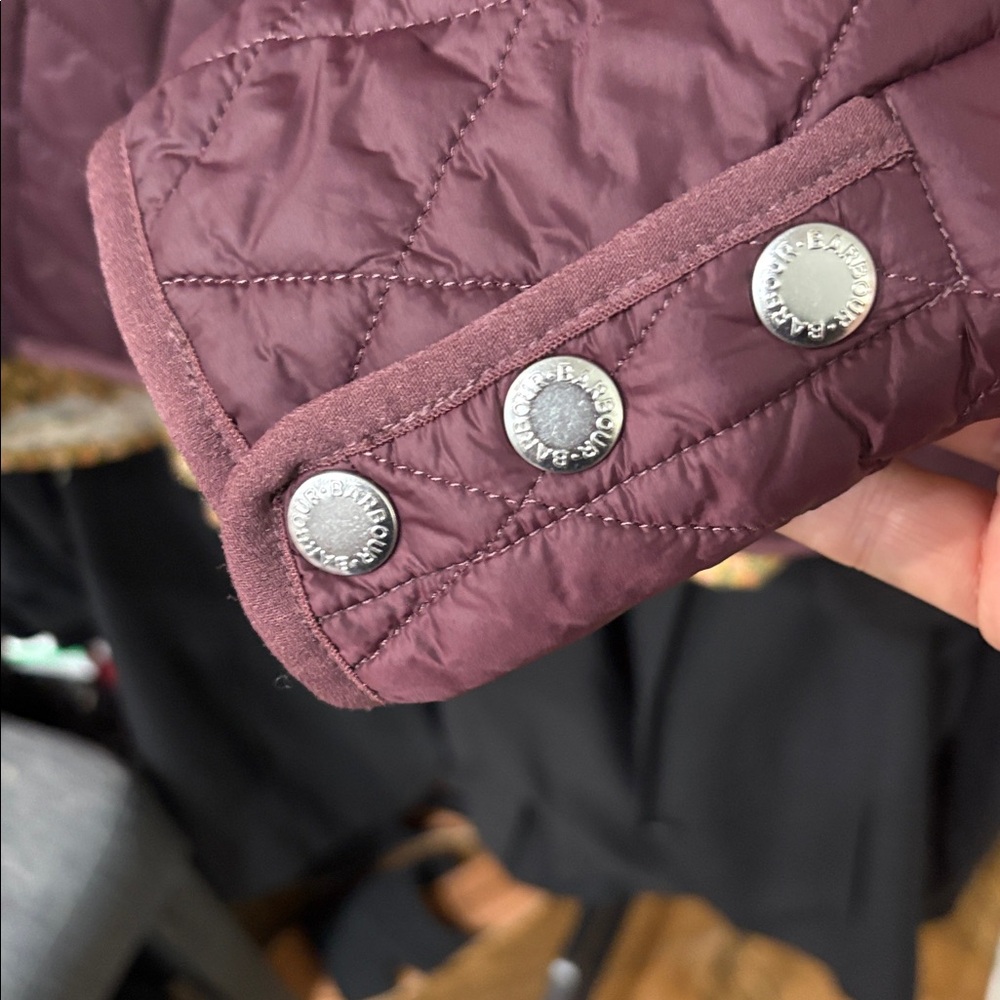 Barbour burgundy quilted women's jacket. - Picture 7 of 10